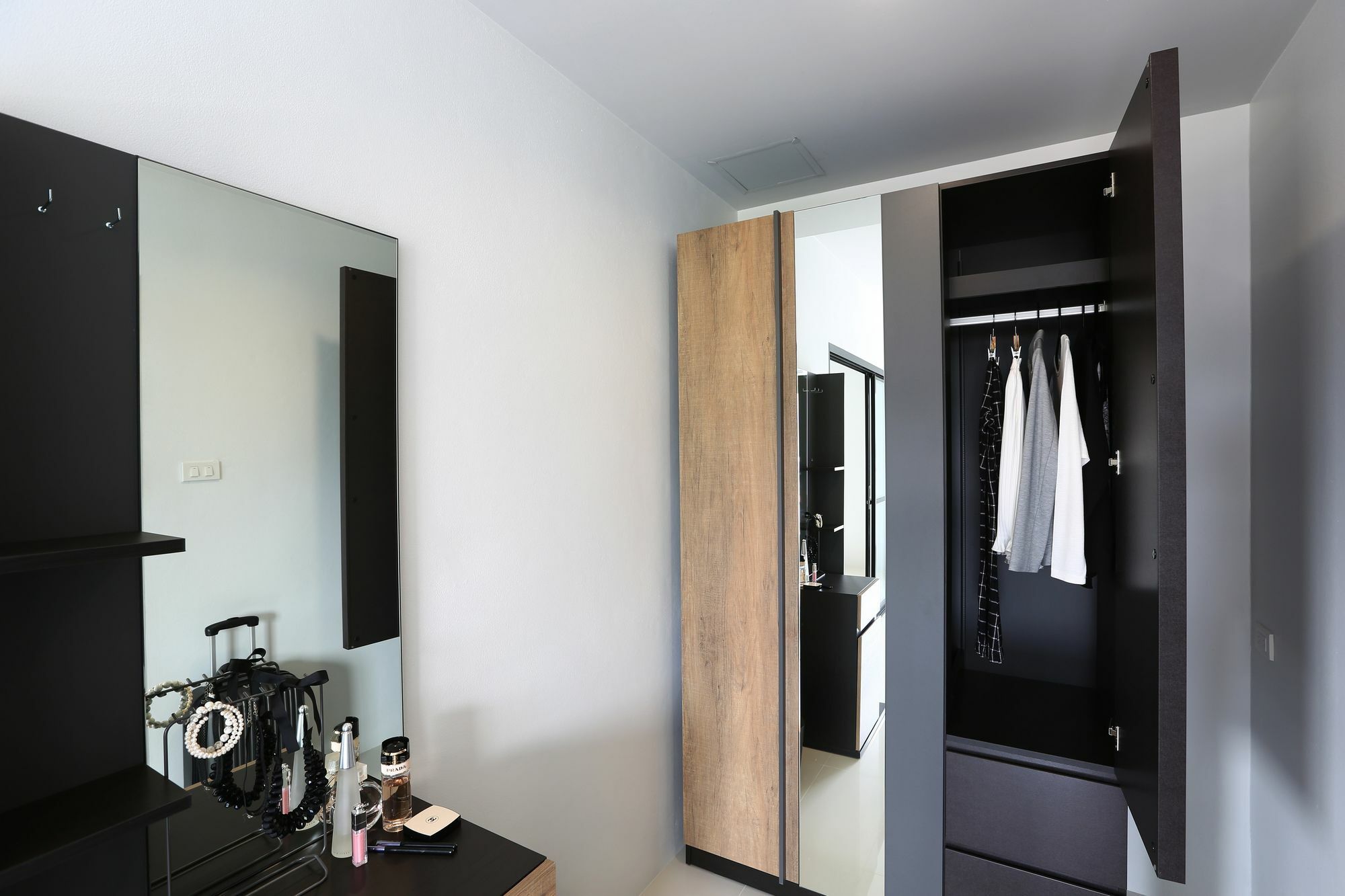 Sukh Serviced Apartment Ban Kho Hong Esterno foto