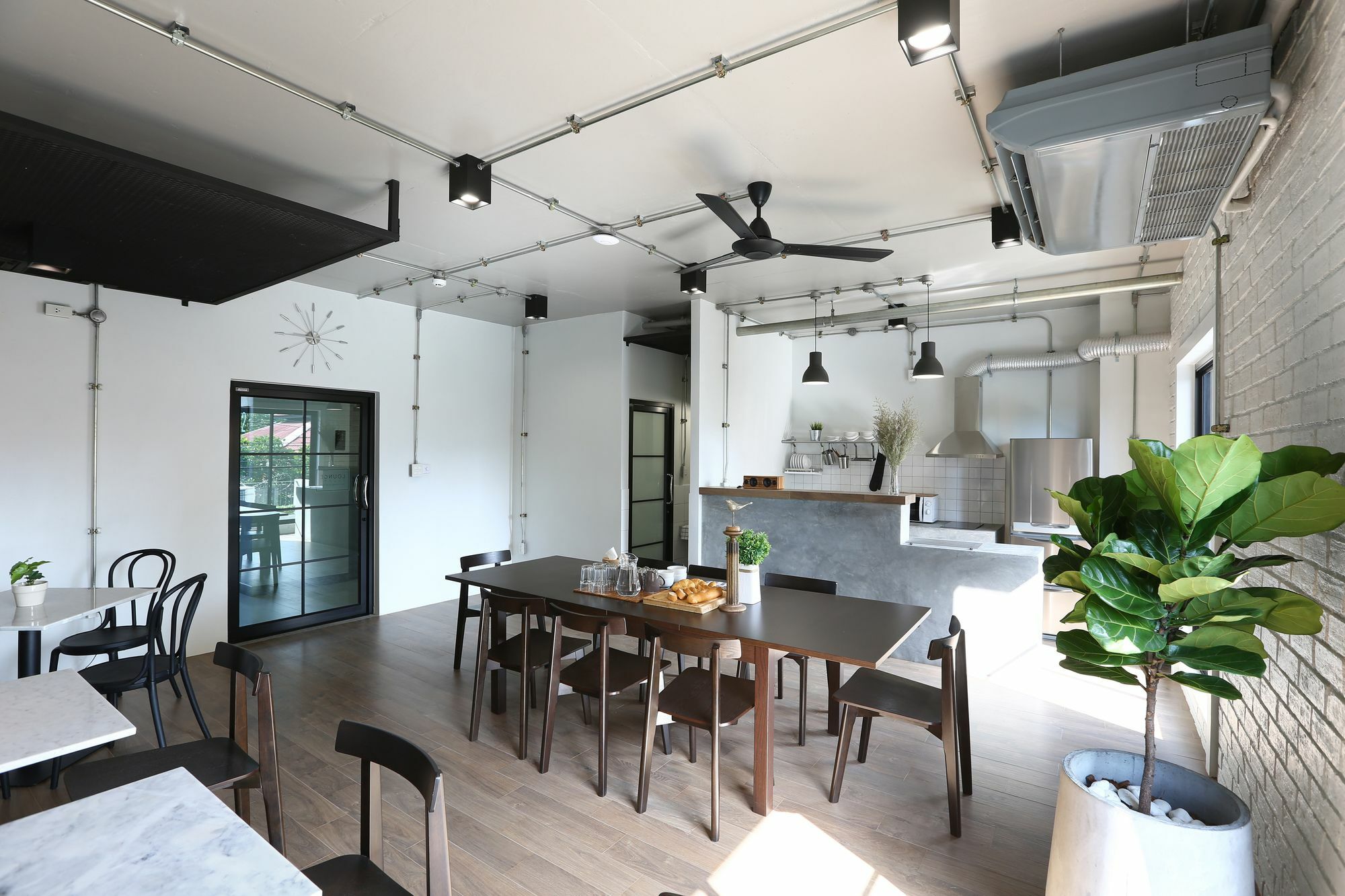Sukh Serviced Apartment Ban Kho Hong Esterno foto